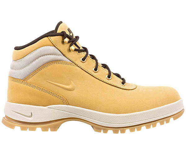 nike manoa winter