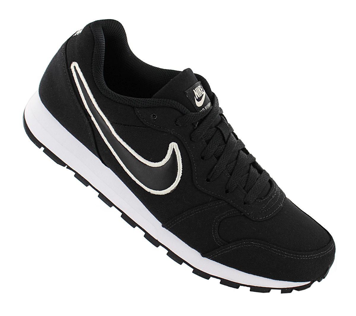nike md runner 2 trainers